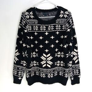 BAREFOOT DREAMS CozyChic Seaside Black White Snowflake Fair Isle Sweater Medium